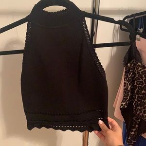 Zara cropped top w scallop detail